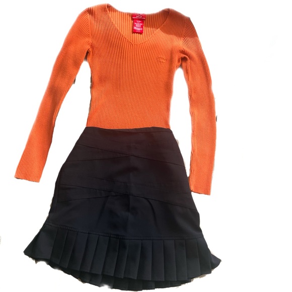 🍊Vintage Oscar De La Renta Sweater 🍊